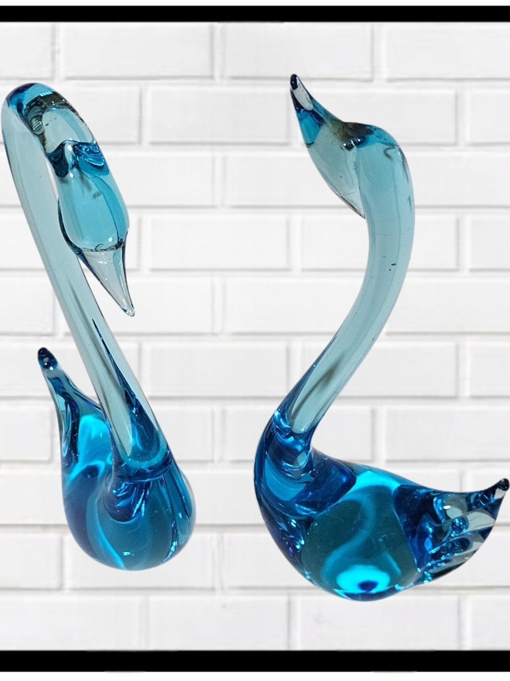 VINTAGE Beautiful Blue Art Glass Swan Figurines Hand Blown Turquoise